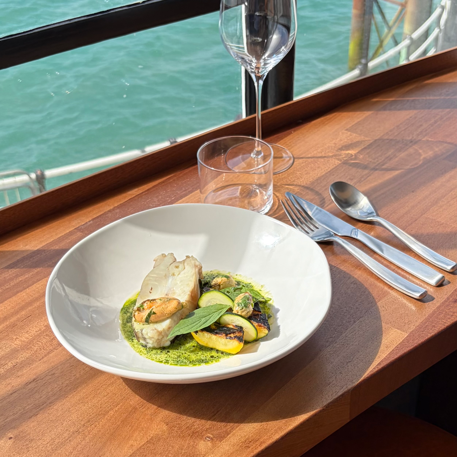 Butter poached brill, cornish mussels, green curry sauce